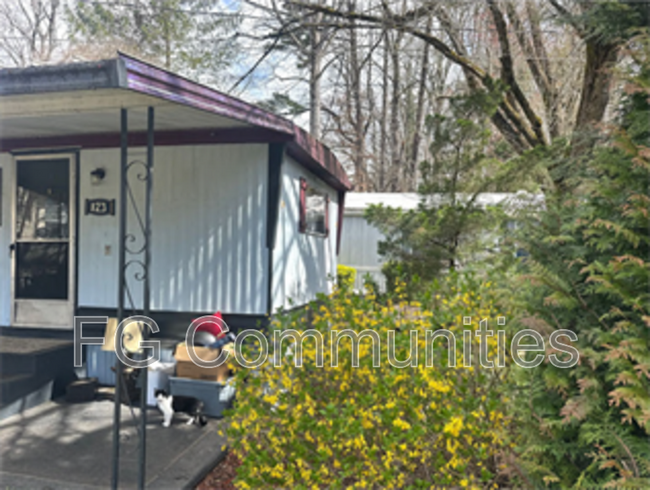 Foto del edificio - 123 Tuckaway Ln