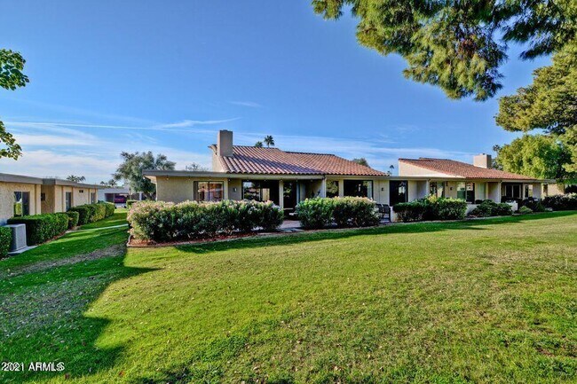 Building Photo - 7706 E Vista Dr