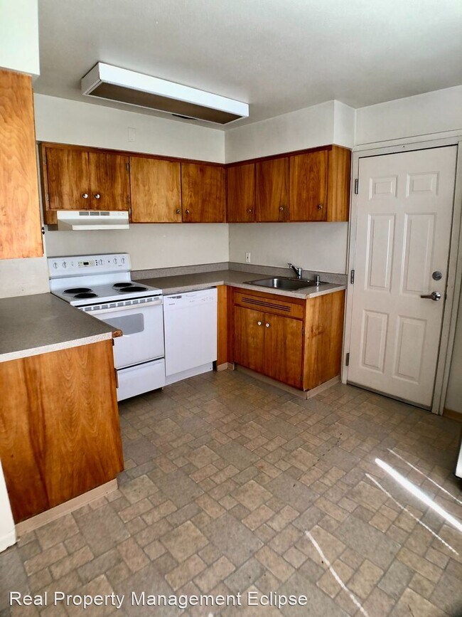 Foto del edificio - 2624 NE 9th Pl