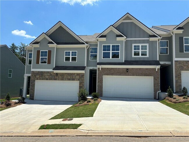 Foto del edificio - 472 Stoneybrook Dr