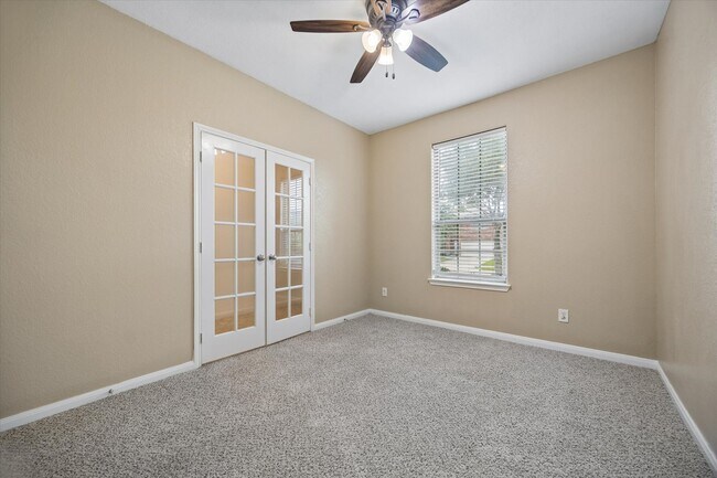 Building Photo - 5810 Banyan Oak Ct
