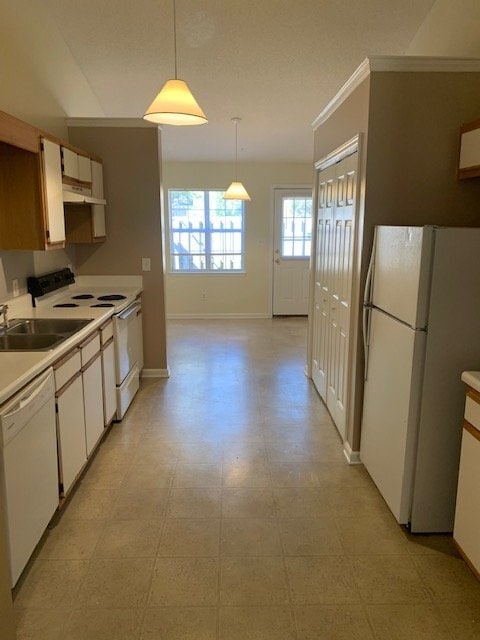 Photo - "Charming 3-Bed, 2-Bath Duplex Retreat in ... Apartment