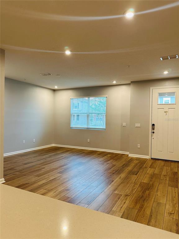 Foto del edificio - 11321 Sunsail Ave