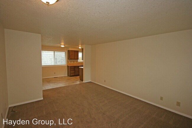 Building Photo - 2 br, 1 bath House - 133 SE 12th Ave
