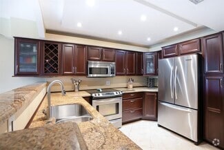 Building Photo - 2681 S Course Dr