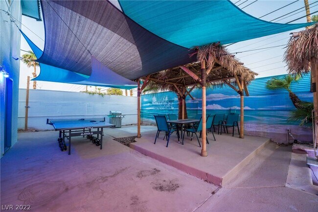 Building Photo - 1661 Sombrero Dr