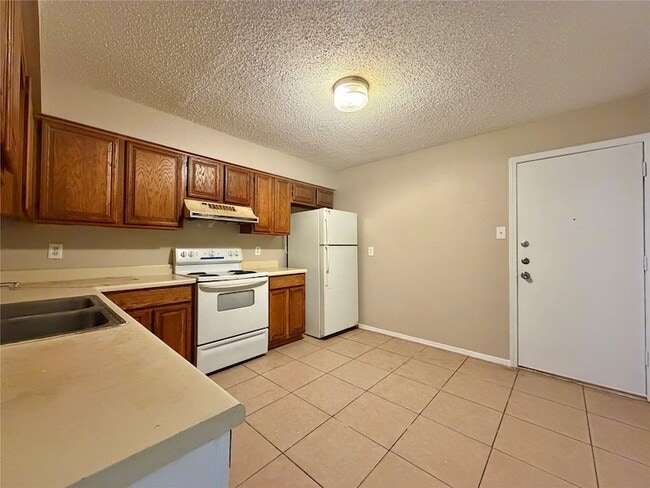 Building Photo - 3067 Olympia Dr