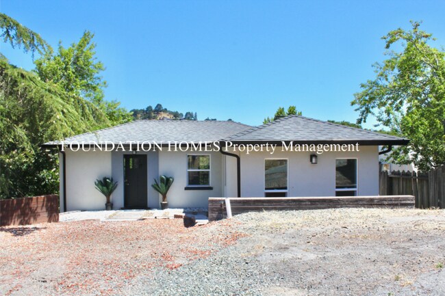 Building Photo - 362 Richardson Wy