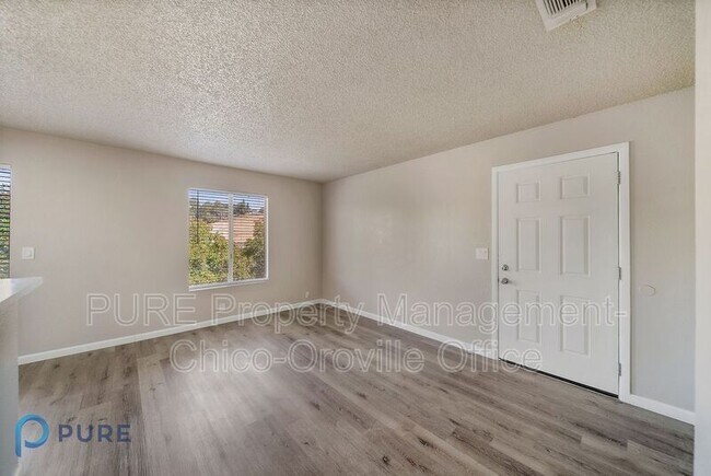 Building Photo - 3315 Orange Ave