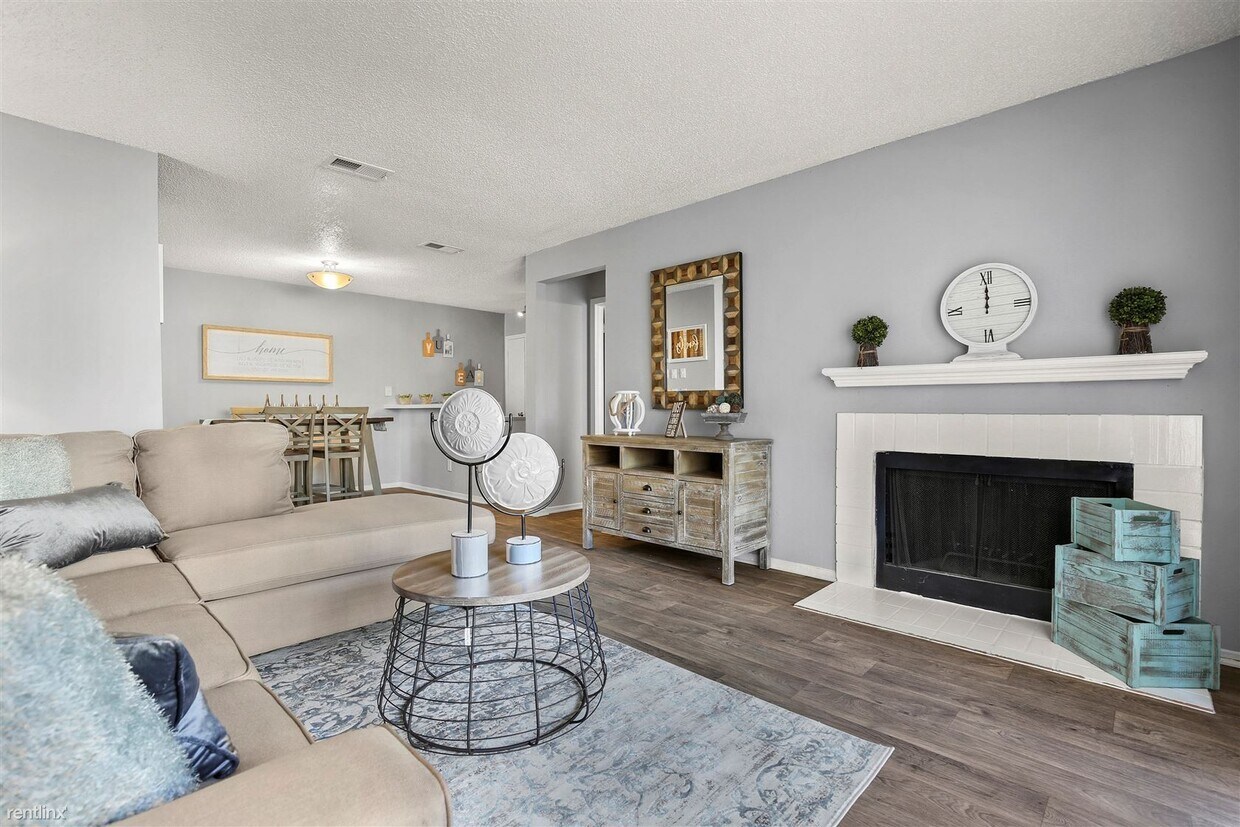 Foto principal - 3708 W Pioneer Pkwy