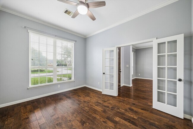Foto del edificio - 1735 Sylvia Springs Ln