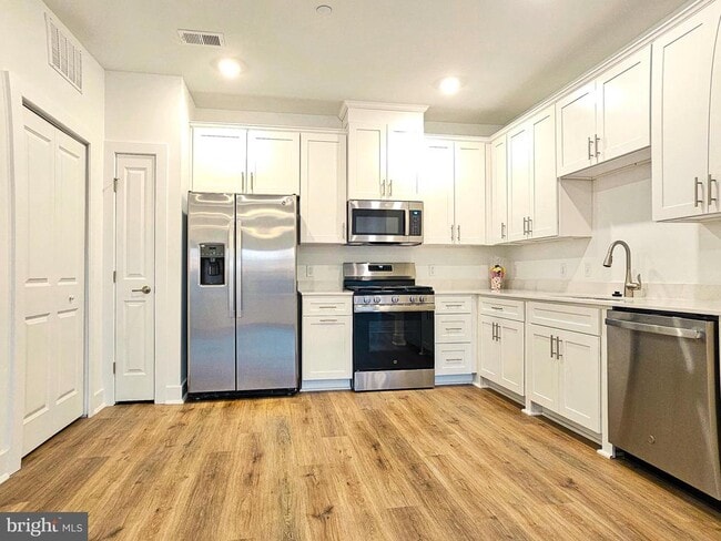 Building Photo - 2107 Prince Hall Dr