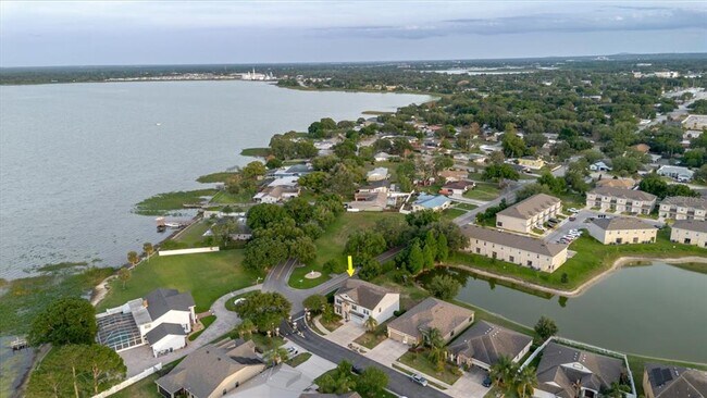 Foto del edificio - 1389 Heritage Landings Dr