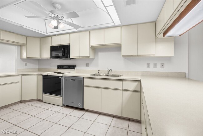 Building Photo - 4019 SE 20th Pl