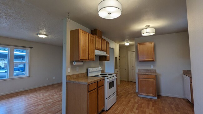 Foto del edificio - 121/123 N. Garrison Road