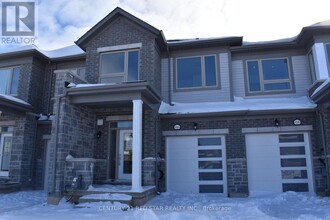 Building Photo - 66 Edminston Dr