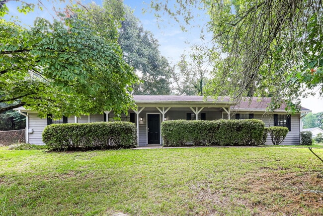 Building Photo - 4114 Red Laurel Way SW