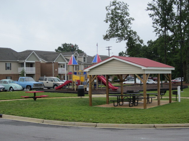 Building Photo - Lanier Pointe Apartments