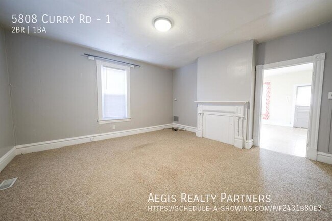 Foto del edificio - 5808 Curry Rd