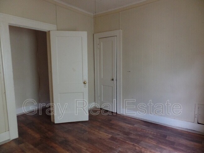 Foto del edificio - 502 E 16th St