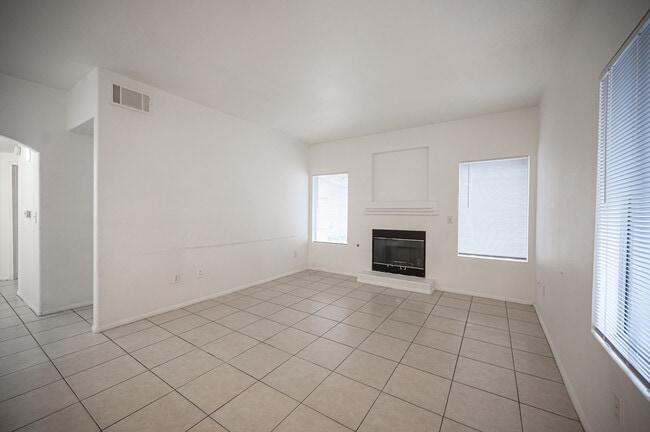 Building Photo - 1704 N Jones Blvd