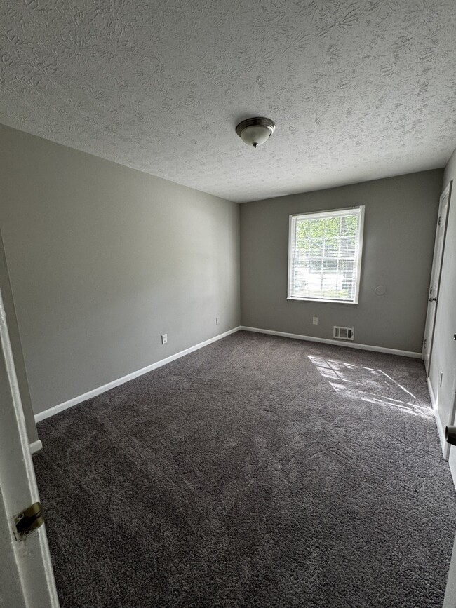 Building Photo - 2128 Baden Ct