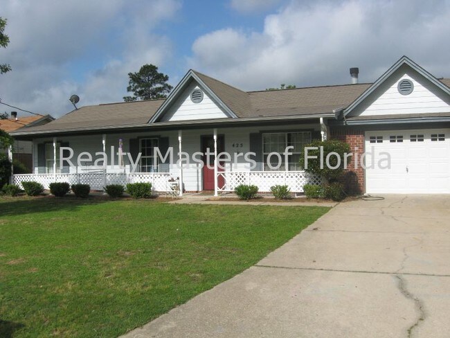 Building Photo - 425 Peppertree Ter
