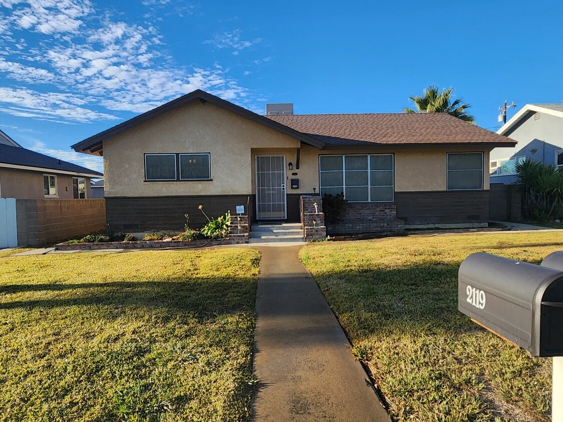 Primary Photo - 2119 Wingland Dr