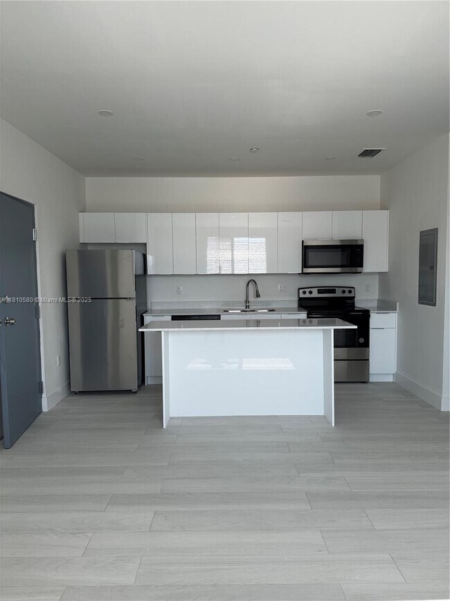 Foto del edificio - 909 E 24th St