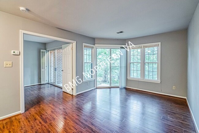 Building Photo - 11114 Beaver Trail Ct