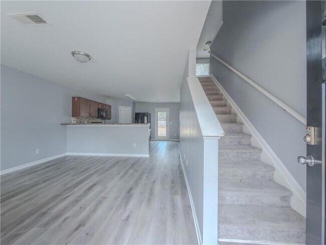 Foto del edificio - 340 Arthurs Ln