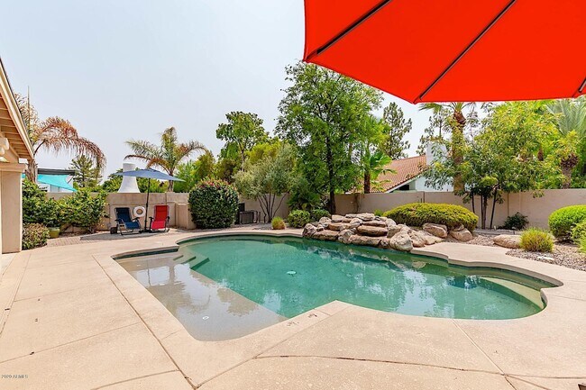 Building Photo - 7737 E Aster Dr