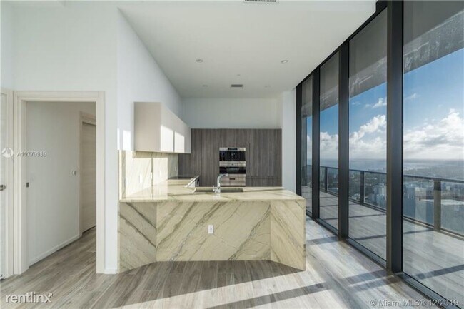Foto del edificio - 801 S Miami Ave