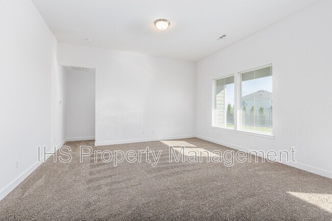 Foto del edificio - 1127 S Blueberry Pl