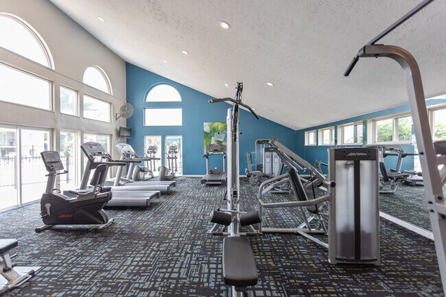 Foto del edificio - 3520 Creekwood Dr