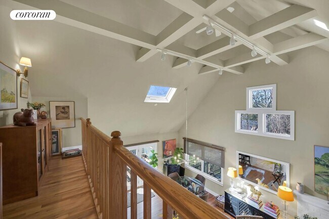 Building Photo - 21 Boathouse Rd