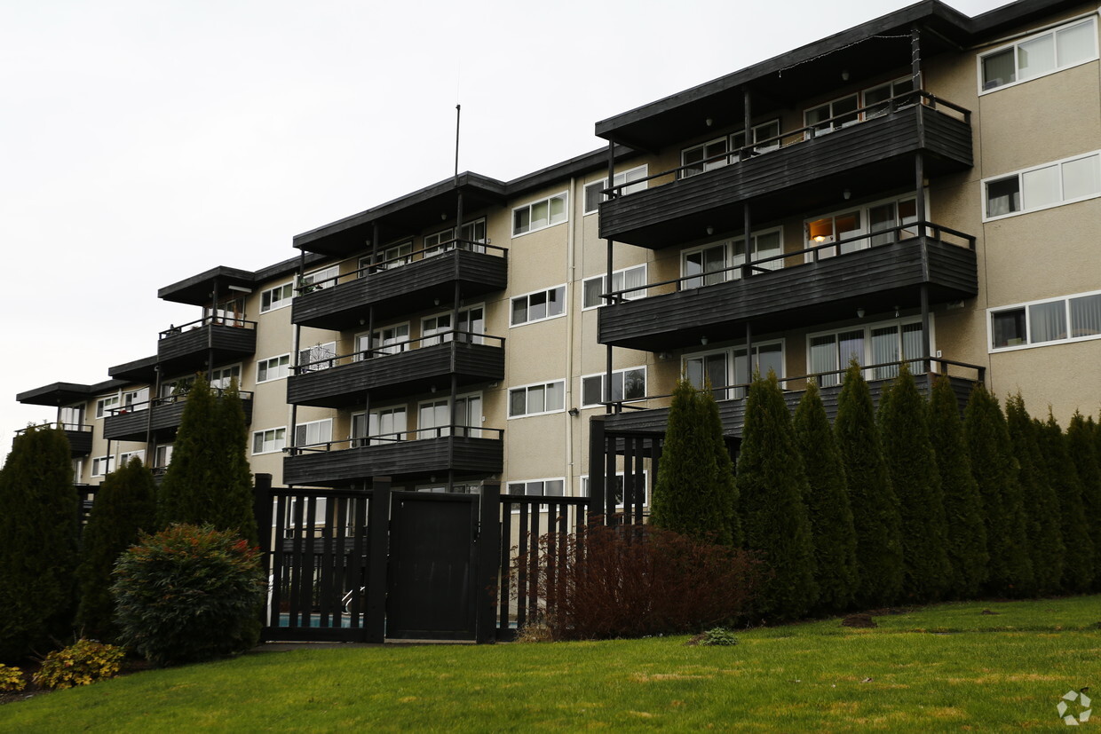 Primary Photo - The Mauna Kea Apartments (Age-Restricted/55+)