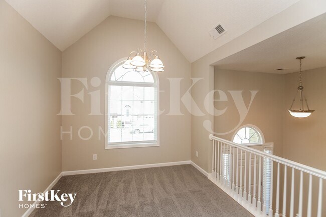 Foto del edificio - 136 Four Oaks Dr