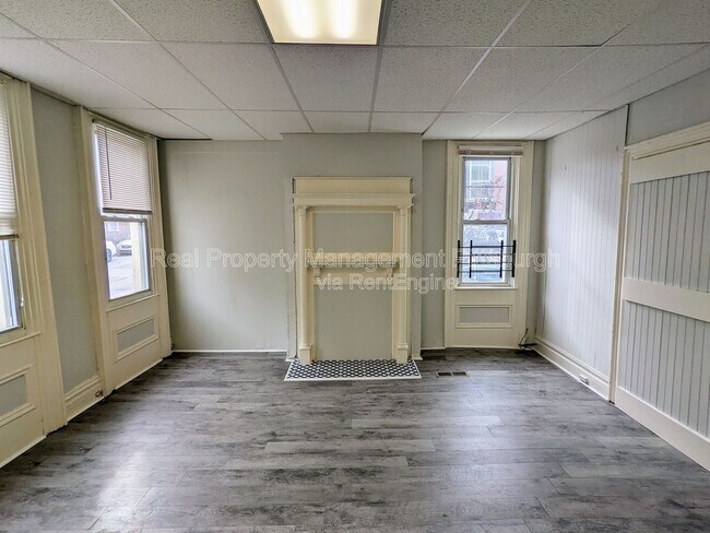 Photo - 42 Van Braam St Townhome