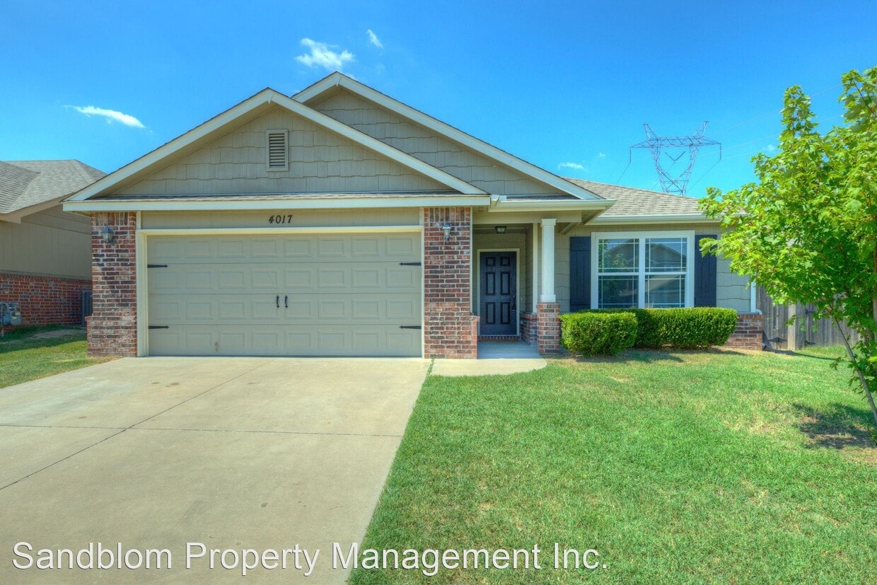 4 br, 2.5 bath House 4017 W 105th St S House Rental in Jenks, OK