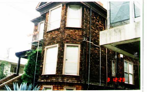 Building Photo - 2309 Haste St
