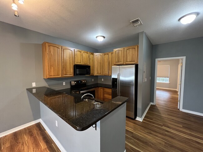 Foto del edificio - 641 Gap Creek Dr