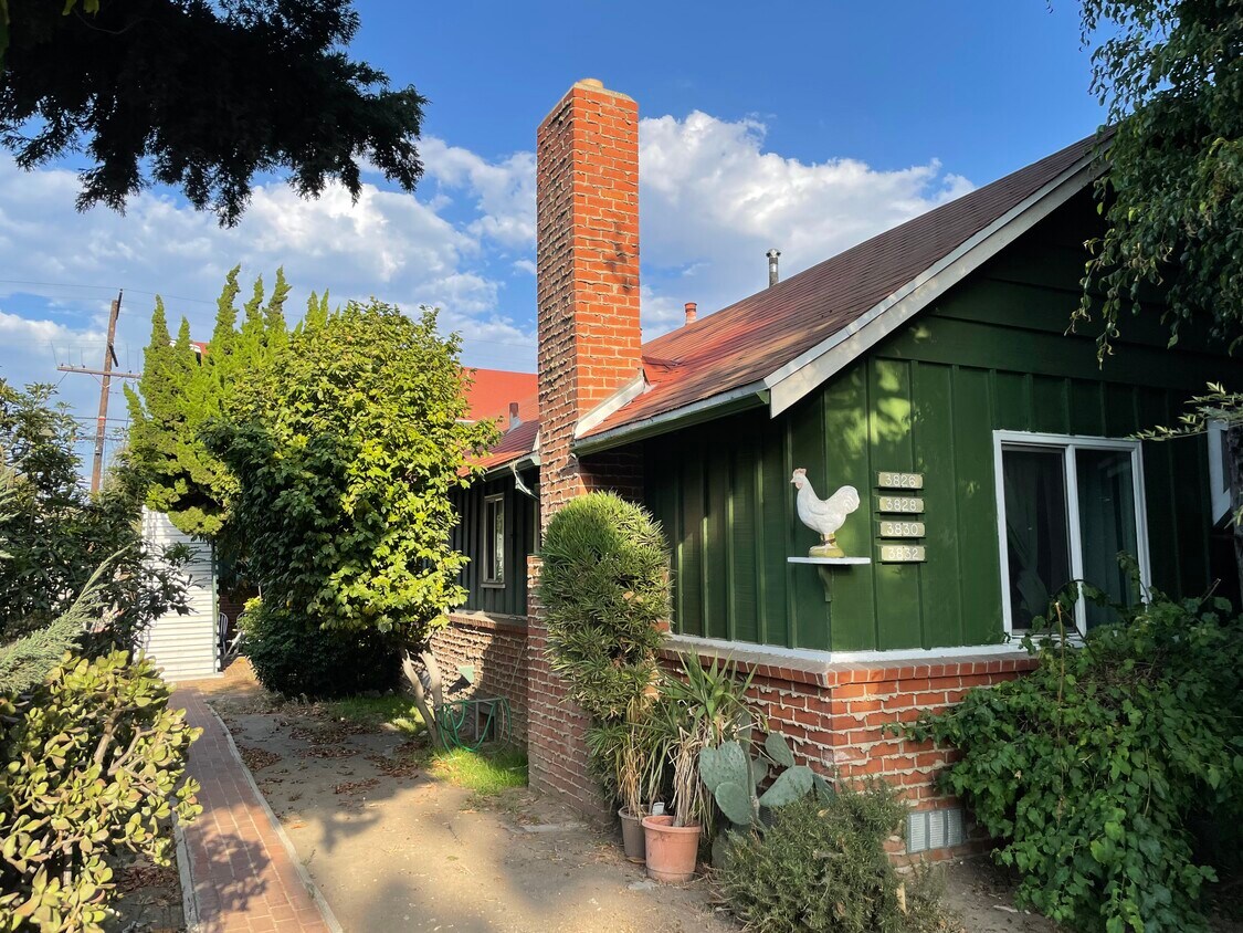 Front - 3832 Sawtelle Blvd