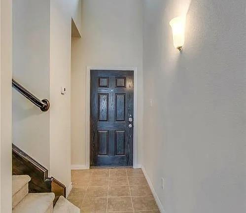 Foto del edificio - 250 Barrington Ln