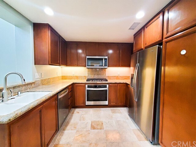 Foto del edificio - 87 Gingerwood