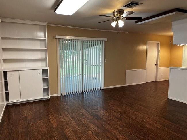 Building Photo - 11323 Sageway Dr