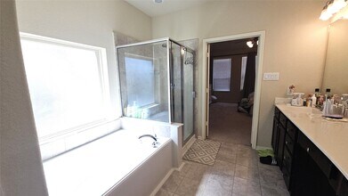 Building Photo - 18514 Gardens End Ln