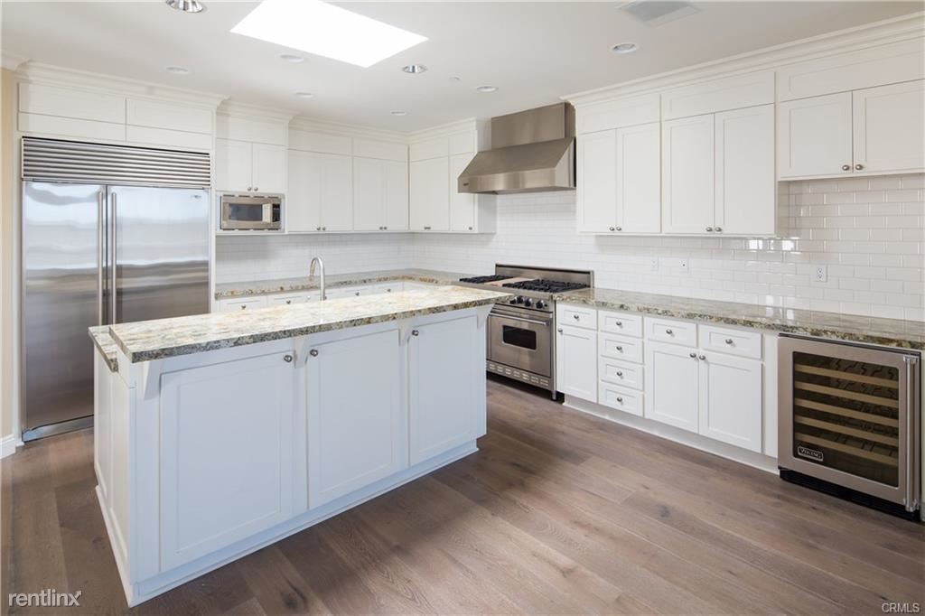 Primary Photo - 3 br, 3.5 bath Townhome - 804 Highland Ave