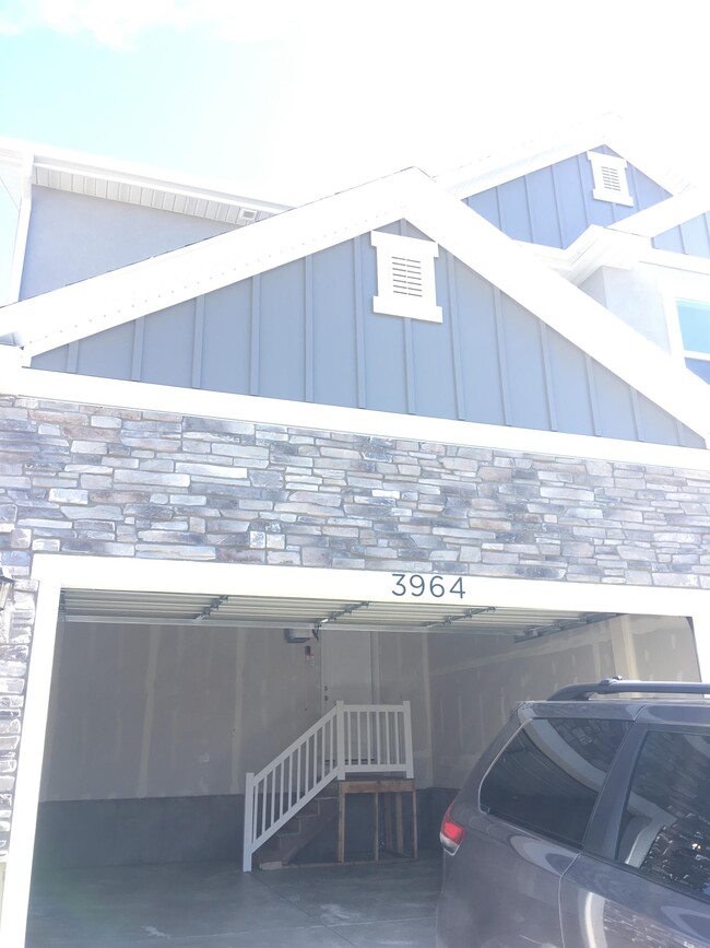 Building Photo - 3766 W 2330 N