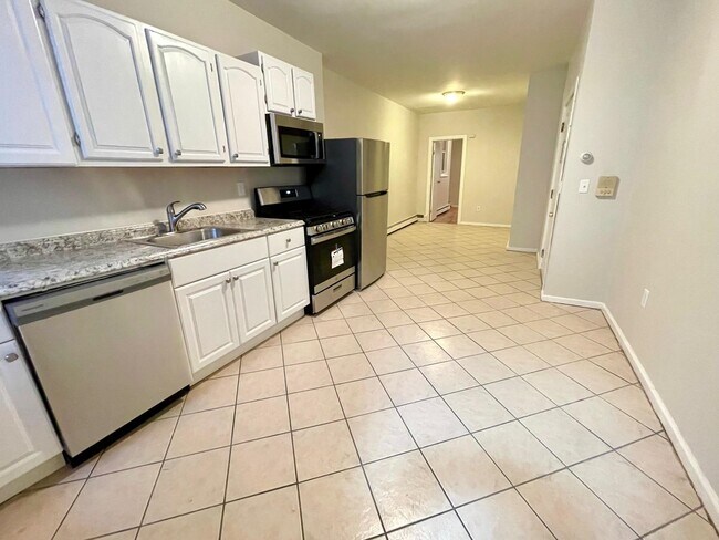 Foto del edificio - 380 Summit Ave